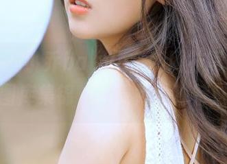 秀人网 – 小乔babyb全新网袜写真，最新图库集锦，感受她的独特魅力