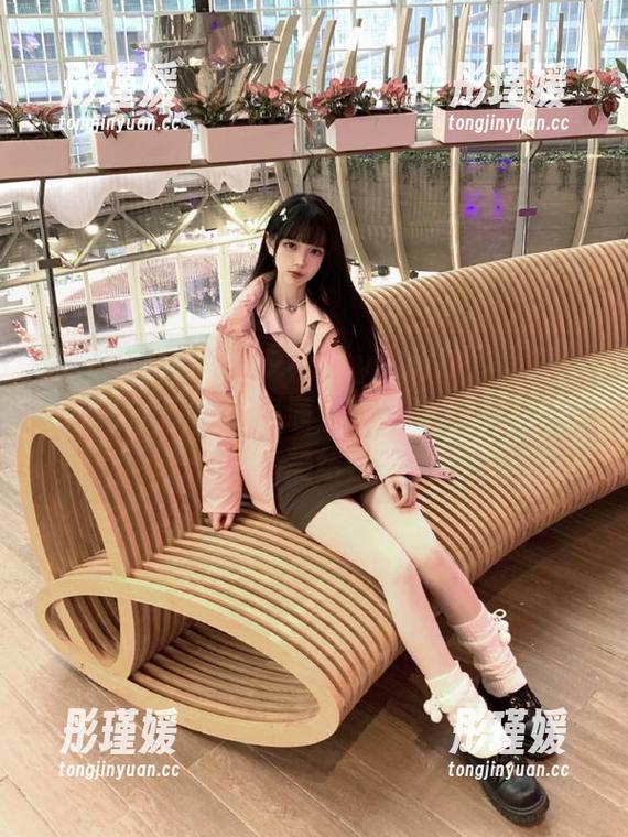 秀人网 - 揭秘小夕Kitty的豹纹作品集：一个令人惊艳的资源宝库，时尚与艺术的完美结合