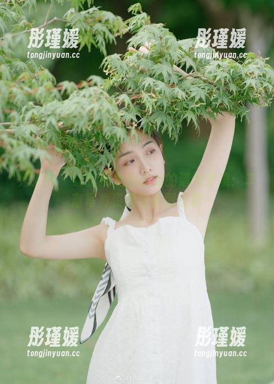 秀人网 - 让我们走进幼幼的清纯梦境：丰富写真资源与美图分享