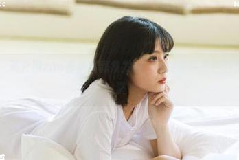 秀人网 – 戴允祺zoe最新写真集发布，完美演绎粉色的柔美与浪漫