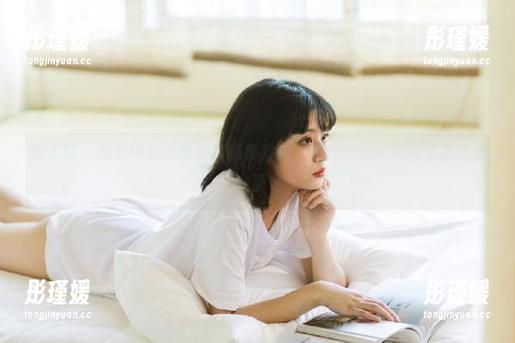 秀人网 - 戴允祺zoe最新写真集发布，完美演绎粉色的柔美与浪漫