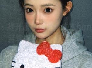 秀人网 – 提升职场形象：木木hanna职业装写真原图与壁纸推荐