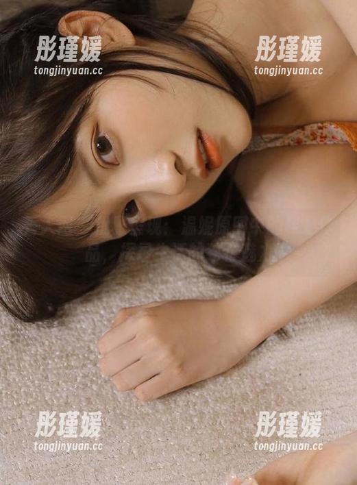 秀人网 - 优雅呈现：温妮原图中的裸足作品，探寻生活的独特魅力