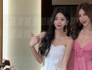 秀人网 – 在爱酱里的睡衣写真中，享受那份慵懒与清新的气息，唤醒你对生活的热爱！