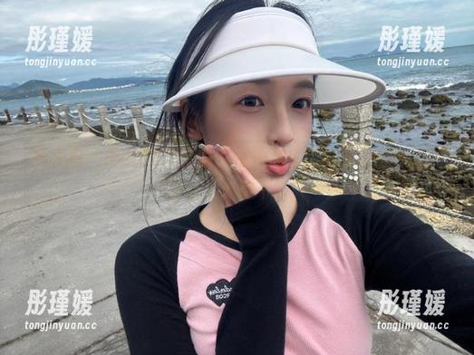 秀人网 - 琳琳ailin短裤高清作品集：这波小短裤，简直让人心动不已！