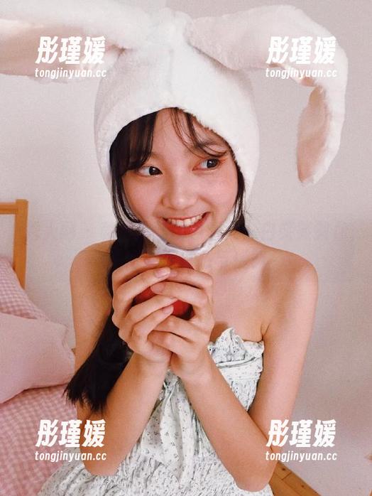 秀人网 - 私拍蕾丝图包系列：白笑笑教你如何演绎性感与优雅