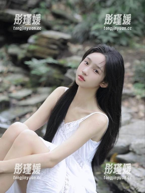 秀人网 - 走进舌尖上的菊花ace全套作品，揭秘豹纹背后的艺术灵感与心路历程！