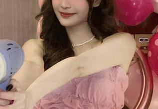 秀人网 – 萌琪琪Irene用美腿征服世界，看看这组图片合集有多惊艳！
