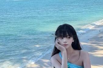 微密圈 – 紫色哒豚豚护士写真新合集更新！自嘲搞笑与温情瞬间齐飞