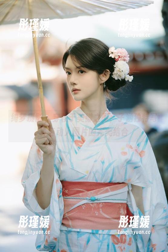 绮梦摄影 - 穿梭于美脚之间，子涵独特写真与动人图片的完美结合