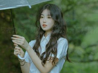 美媛馆 – 皮衣风情：Milk楚楚写真合集展现冷艳与温柔的完美结合