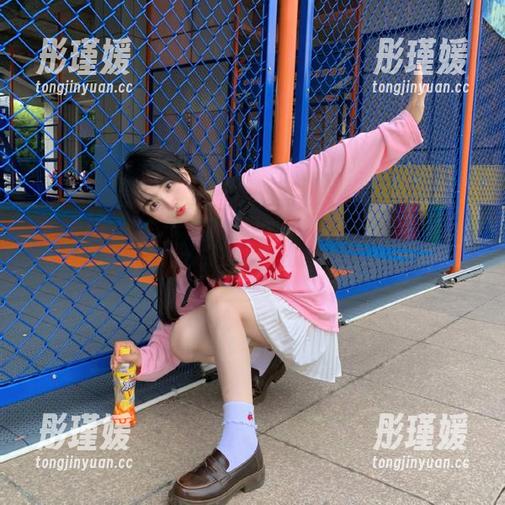 美媛馆 - 徐子琦Anna夏天图集重磅更新，记录下盛夏时光的每一个动人瞬间！