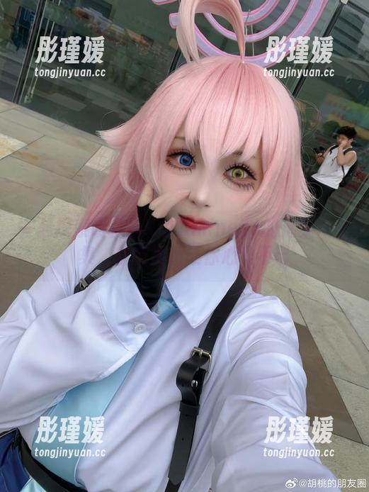 一起探索胡桃猫Kurumineko的温柔作品集，最新更新让你心动不已