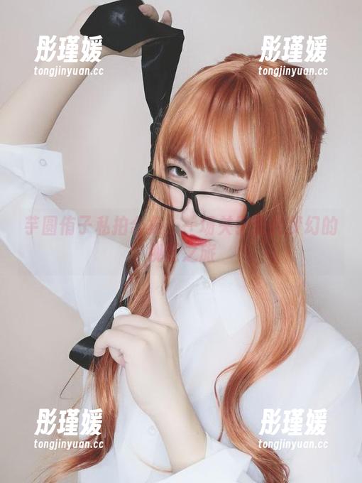 芋圆侑子私拍合集：一场关于天台梦幻的视觉之旅