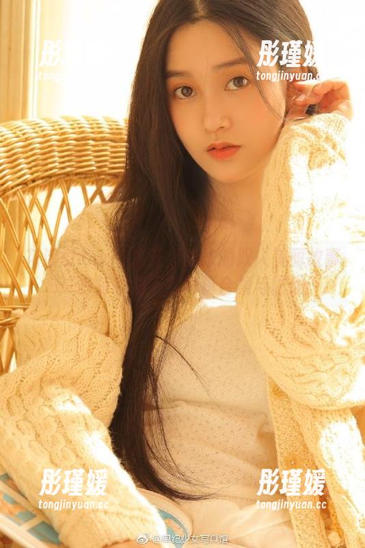 花漾show - 揭开奶油米的双人美丽故事：独特视角下的写真合集与图册