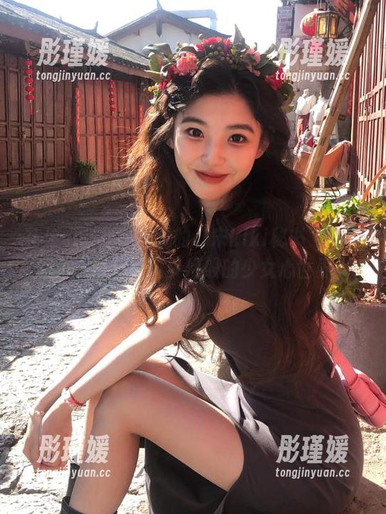 花漾show - 可爱的“宋kiki秘书”写真图包，带你进入梦幻般的少女心世界！