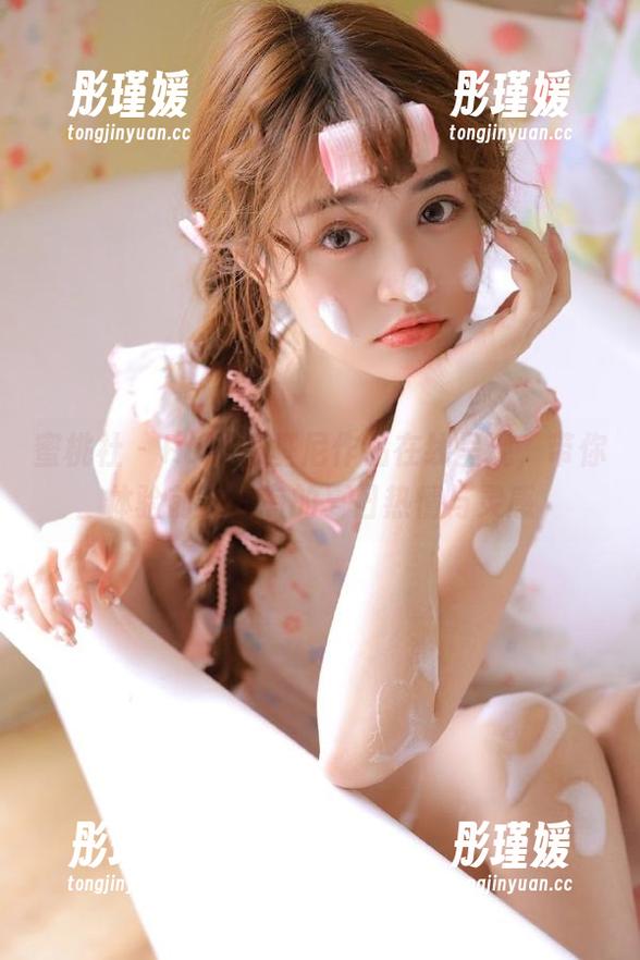 蜜桃社 - Rola比基尼作品在线呈现，带你体验前所未有的夏日热情与灵感
