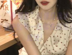 蜜桃社 – “豆瓣酱”倾情打造水手服主题图包，作品中的每一张都在挑逗你的审美底线！