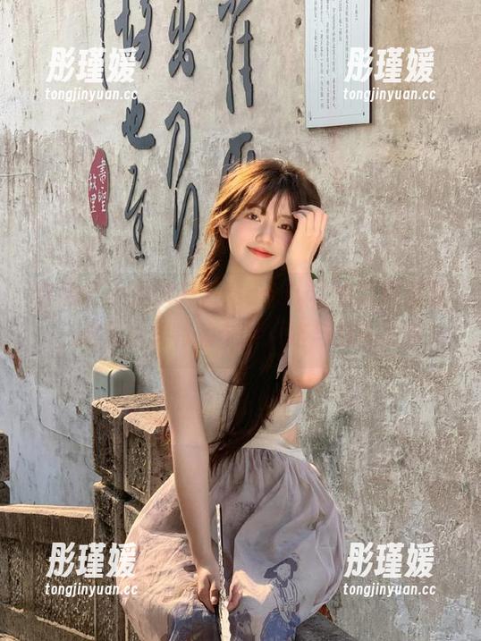 蜜桃社 - 走进静香Mandy内衣写真图集，发现她独特的个人风格与时尚态度