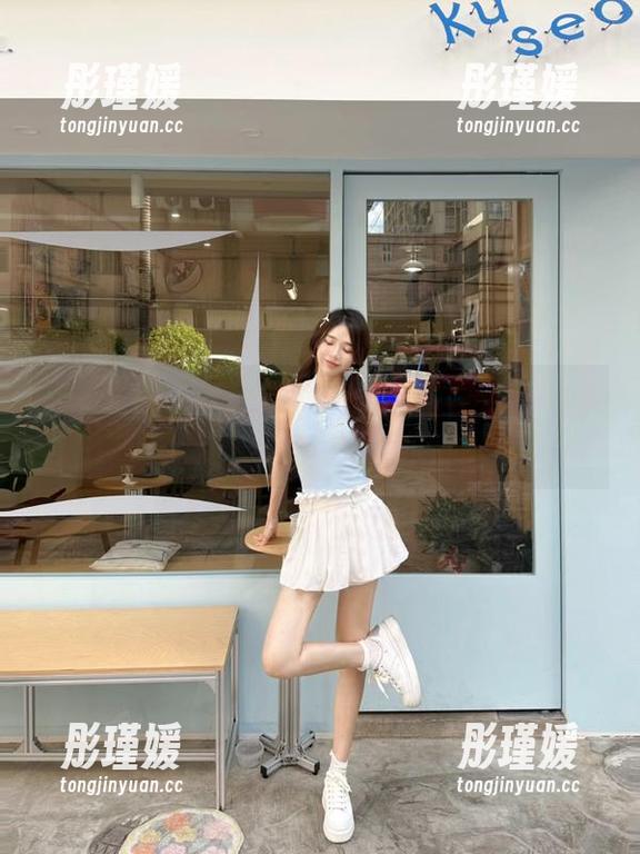 袜啵啵 - 瑶瑶的白棉袜图片合集，绝对有你意想不到的清新与俏皮！