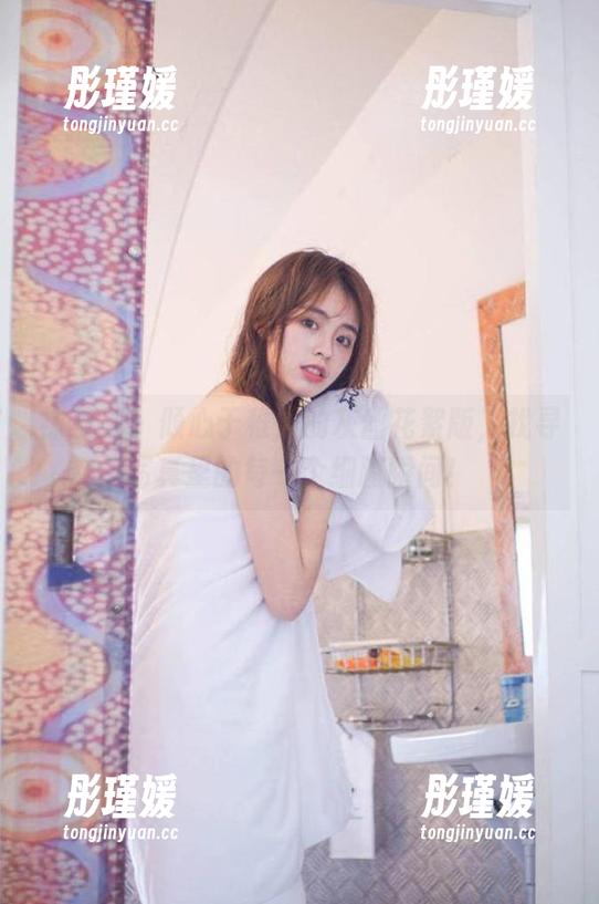 袜啵啵 - 倾心于稚予的灰丝花絮版，找寻写真里的每一个细腻瞬间！