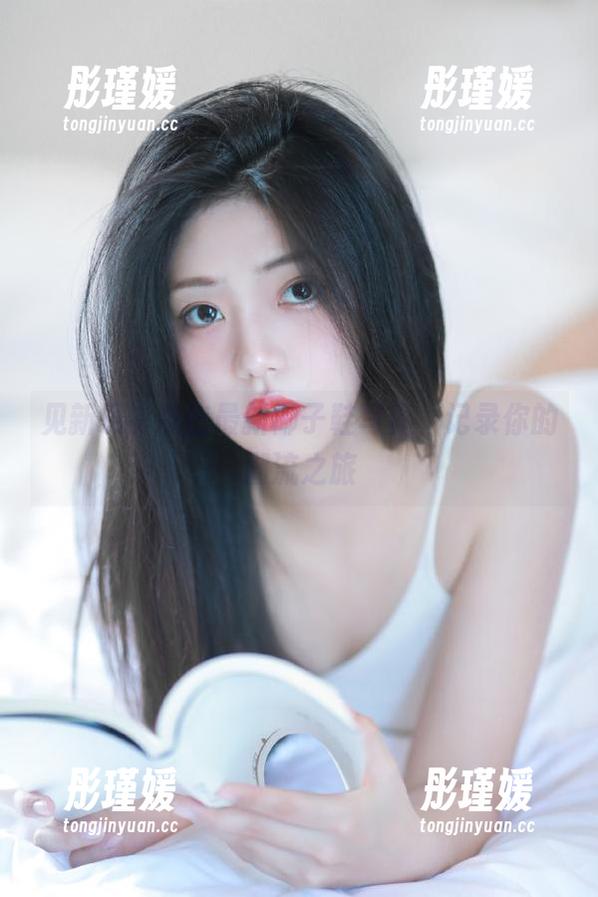 见新摄影推出最新椰子鞋写真，记录你的潮流之旅