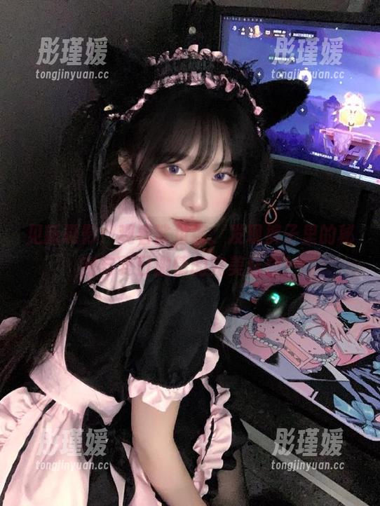 见新摄影：观看鲨鱼裤，发现裤子里的秘密与夏日激情的完美结合！
