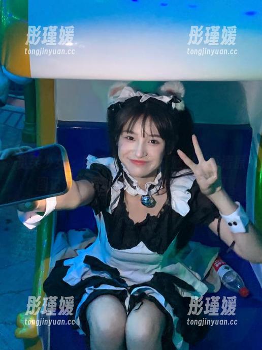 觅芙少女 - 感受敏敏的浴缸魅力，高清原图记录她的每一次心动与优雅瞬间