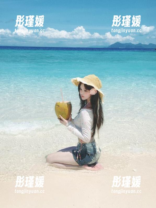 语画界 - 让人惊艳的王馨瑶yanni套装图包，立即观看并获取你的穿搭灵感