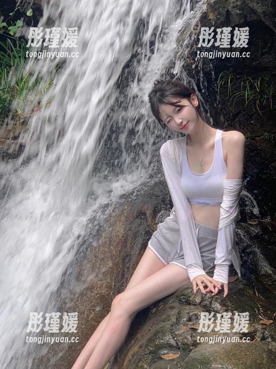 语画界 - 绯月樱的天使之旅：私人写真合集与精彩图片分享