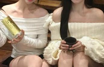 微密圈 – 软妹小九九白色最新作品：见证一个小姑娘的纯真与俏皮！