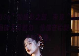 “逐月Su”的摄影之旅，带来“油亮”写真作品的无尽魅力，仿佛在绘制一幅幅人生的画卷。