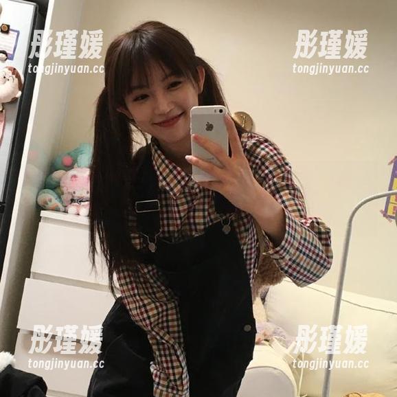 微密圈 - 醇子小姨的泳装写真合集，海边魅力资源一网打尽