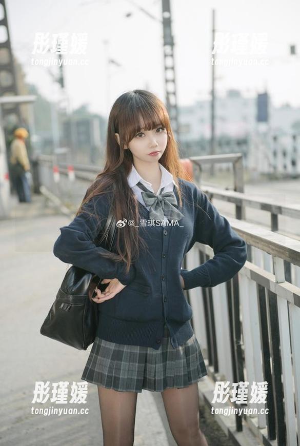 说是JK其实是我自己，雪琪SAMA原图与壁纸尽显真实自我