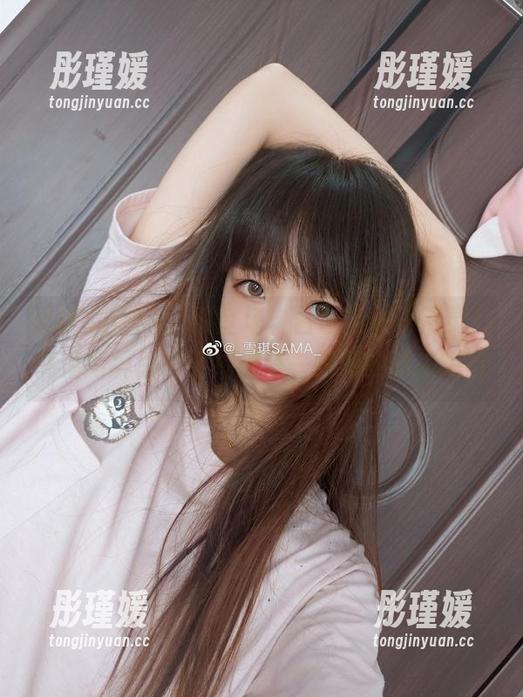雪琪SAMA优雅登场，白色内衣（精灵）高清写真图片，捕捉每一瞬间的动人瞬息