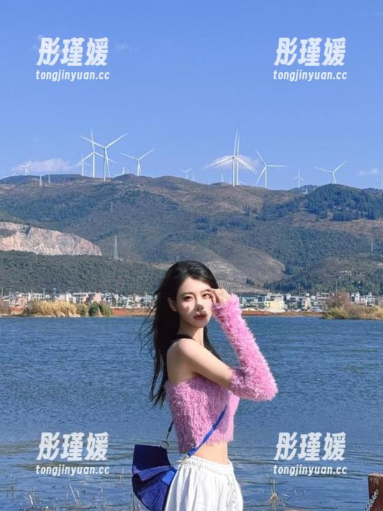 青豆客 - Sayaka黑白美图资源全揭秘，感受细腻光影交织的艺术之美！