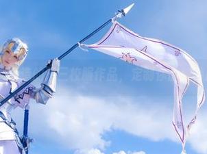 青青子Js倾情打造的狂三校服作品，定制你的独特风格与个性！