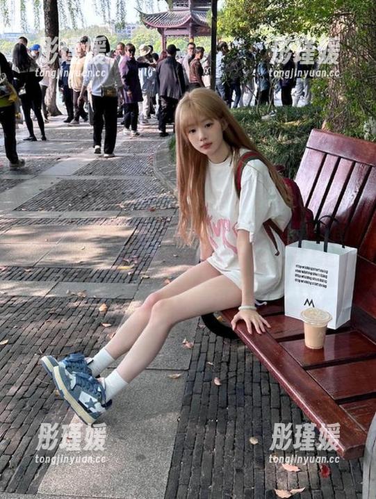 魅妍社 - 探索黄乐然姐姐的写真世界，图库为你呈现无限可能