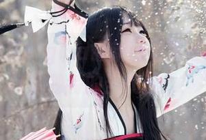 探索魔物喵nigisa最新透明服写真套图，诠释独特的当代魅力！